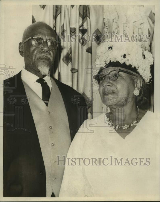1966 Press Photo Rev. & Mrs. Felton Raphael on their Golden Wedding anniversary