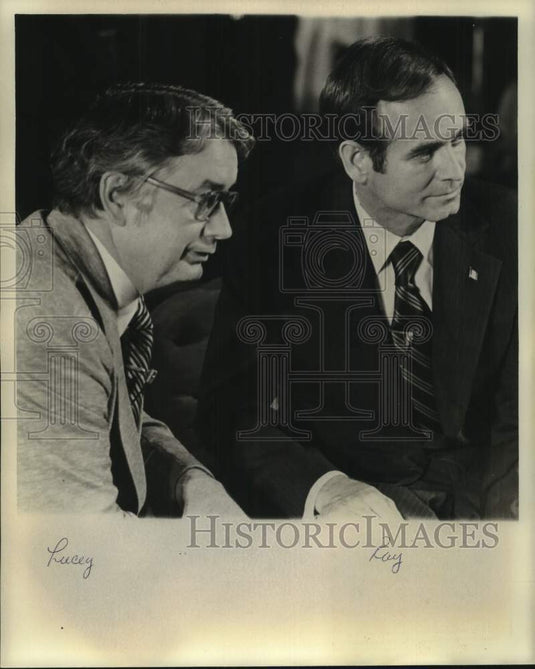 1975 Press Photo Governor Robert D. Ray with Governor Patrick J. Lacey - Historic Images