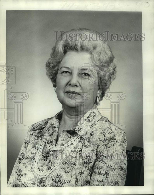 1976 Press Photo Mrs. Peter J. Poelman, President, Lake Vista Woman's Club- Historic Images