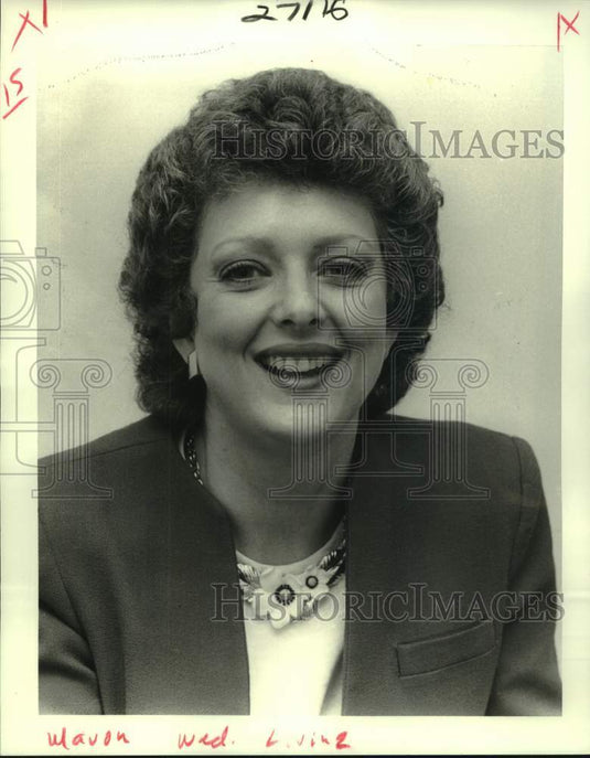 1986 Press Photo Pat Nichols, Avon Lady- Historic Images