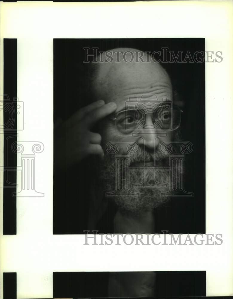 1992 Press Photo Chaim Potok, Jewish Writer, Visits Jesuit High School Students- Historic Images