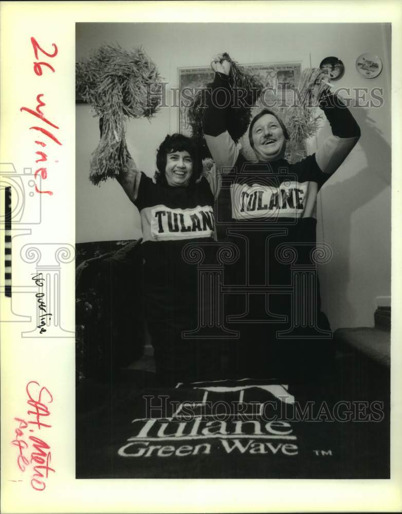 1988 Press Photo Diane & Nels Nielsen, Tulane University Fans, Ready for Game- Historic Images