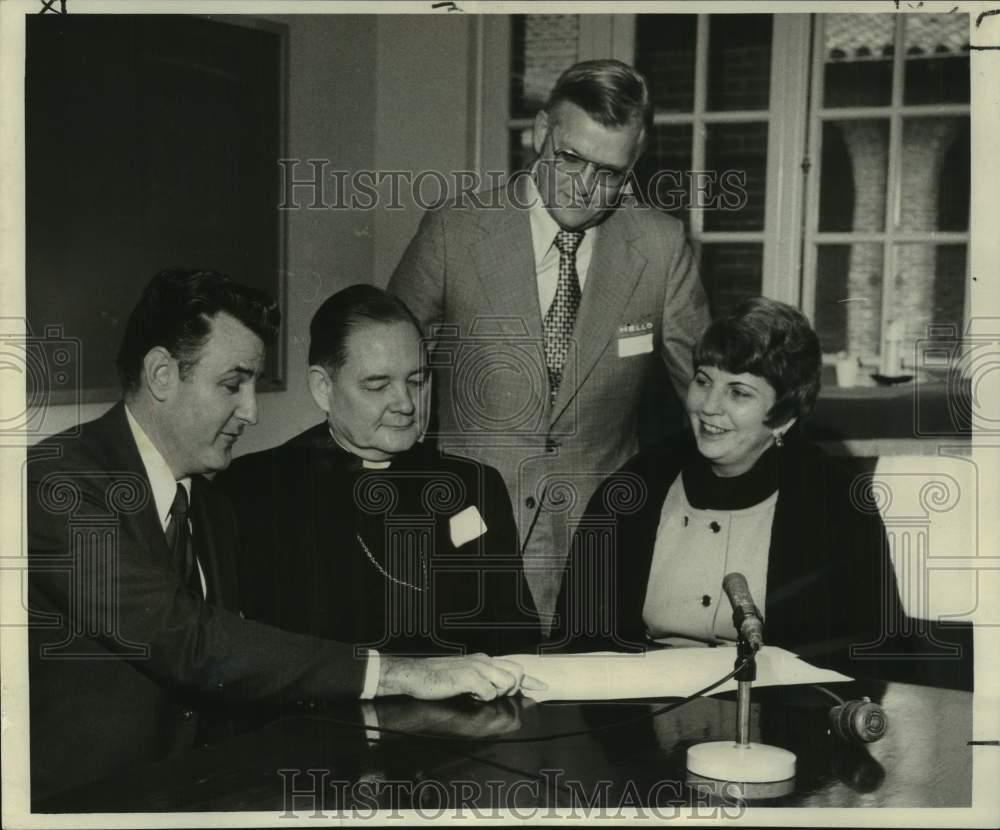 1972 Press Photo Louisiana Interchurch Conference Correction Reform Committee