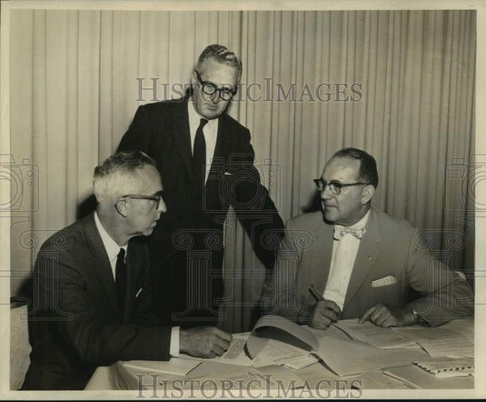 1962 Press Photo G.W. Howard Ahl, M.E. Eubanks, R.T. Stark, Purchasing Agents