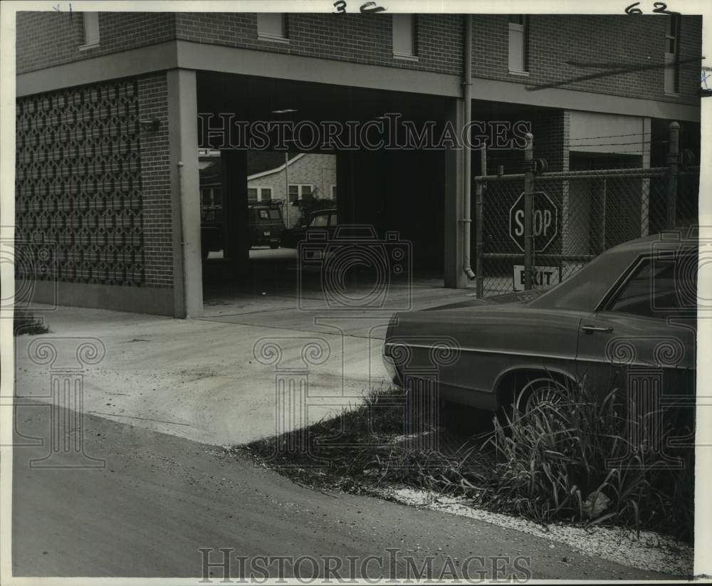 1967 Press Photo Obstructed Gutters in New Orleans, Louisiana - noc12225