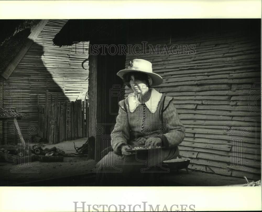 Press Photo Plimoth Plantation - Pilgrim Museum Actor, Massachusetts- Historic Images