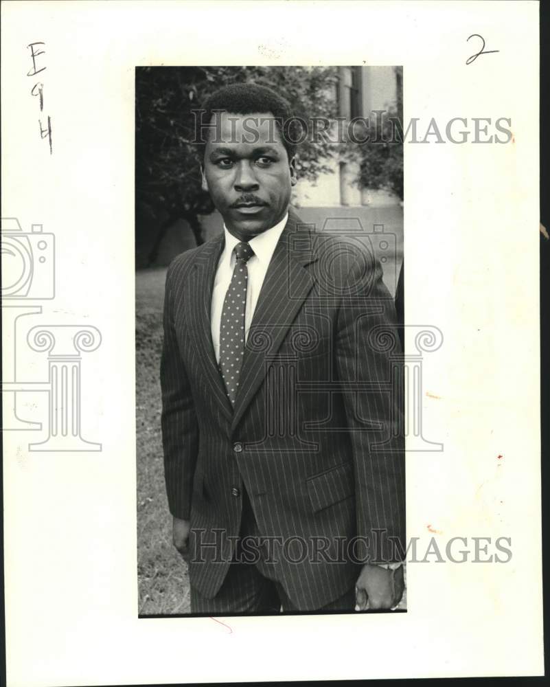 1984 Press Photo Morris Reed Resigning From Office of Municipal Investigation- Historic Images