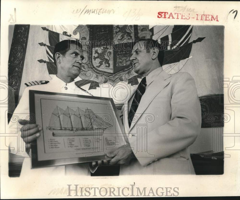 Load image into Gallery viewer, 1977 Press Photo William Relistab, Louisiana Maritime Museum, Receives Plaque
