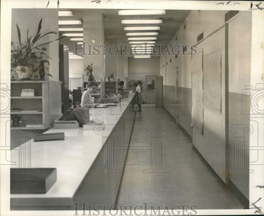 1967 Press Photo Voter registration office at City Hall in Louisiana