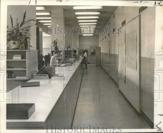 1967 Press Photo Voter registration office at City Hall in Louisiana