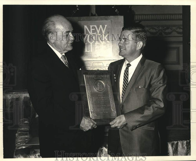 Load image into Gallery viewer, 1968 Press Photo New York Life Insurance - Wilfred Romero and Dudley Dowell
