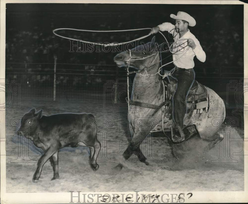 Load image into Gallery viewer, 1963 Press Photo Rodeo International - Cowboy from Abilene, Texas - noc13960
