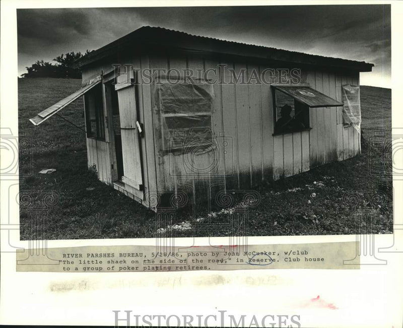 Load image into Gallery viewer, 1986 Press Photo "Little Shack By The Side Of The Road" - Club House for Seniors
