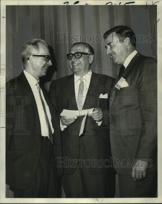 1969 Press Photo Convention for German Teachers, New Orleans - noc14837