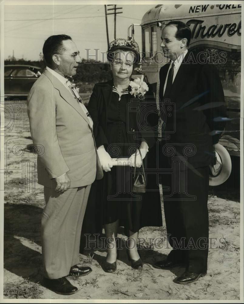 1953 Press Photo Mr. and Mrs. Chester Robin and Mayor Morrison, New Orleans
