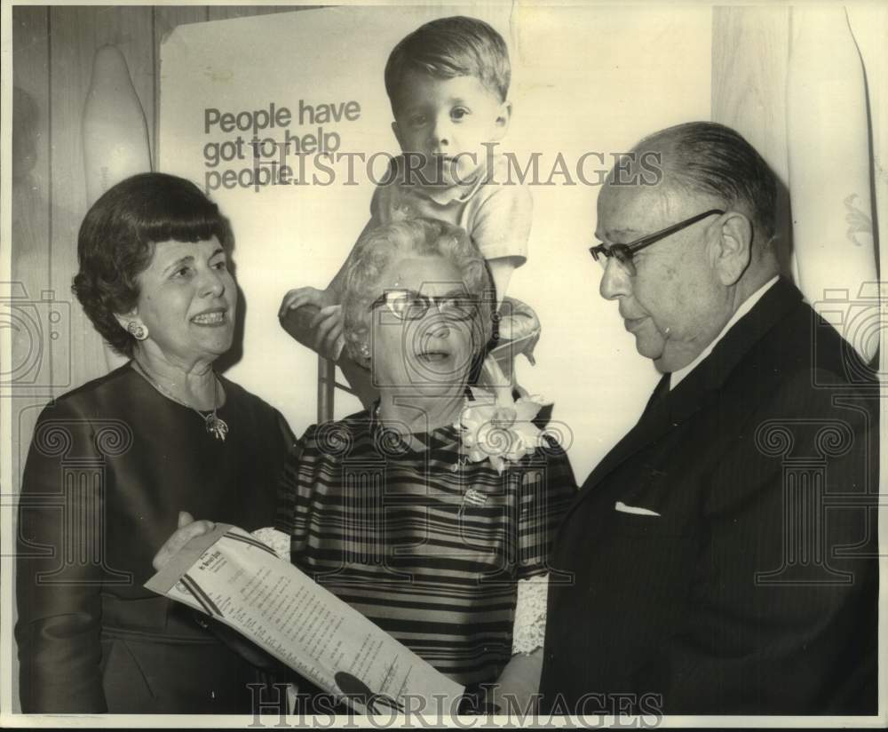 1968 Press Photo Crippled Children&#39;s Easter Seals Members at Campaign