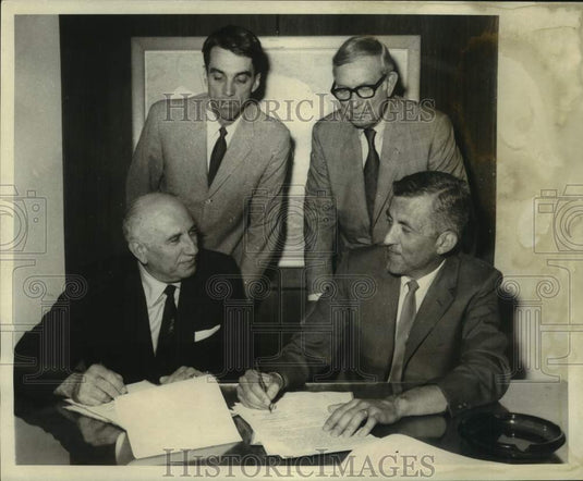 1969 Press Photo New Orleans Refinery Lease Signed by Louis Roussel & D.R. Hoyer