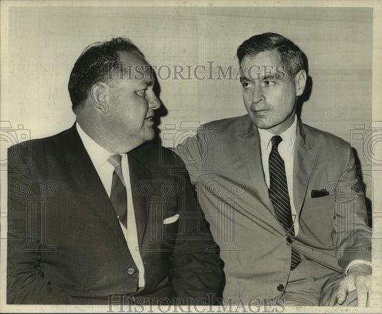 1966 Press Photo Harold Junca, Speaker Charles A. Robinson Jr., Electric Meeting