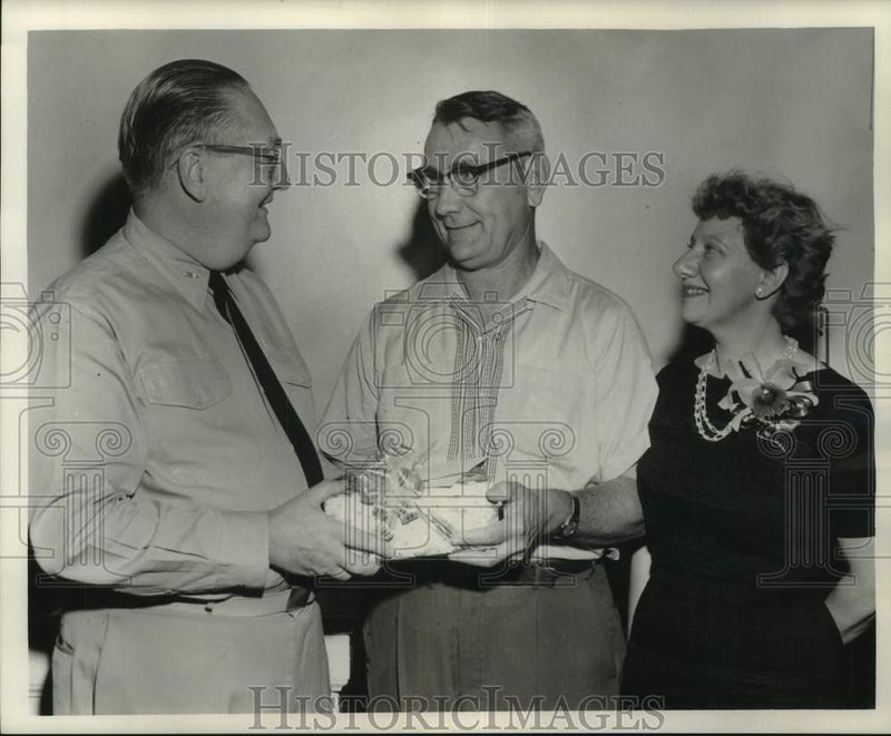 Load image into Gallery viewer, 1961 Press Photo Dr. John Troutman, Herman Robillard, Mrs. Robillard at hospital
