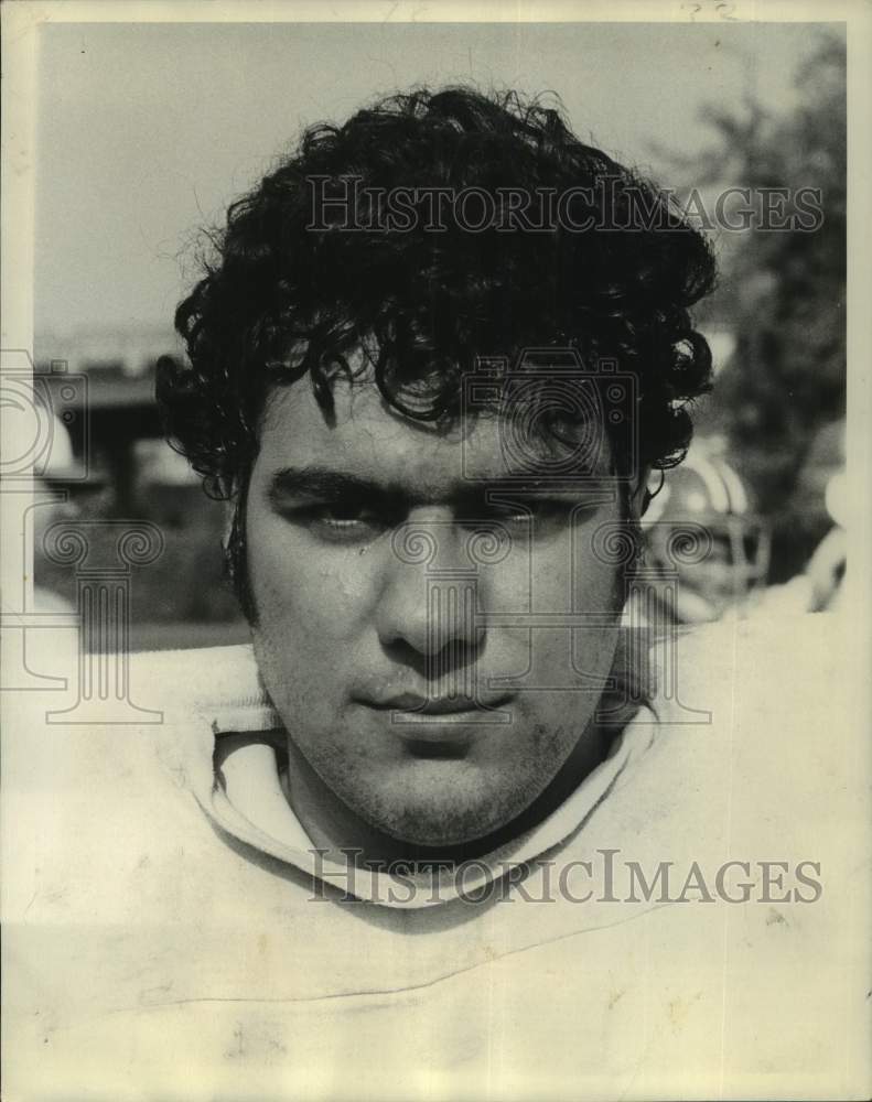 1973 Press Photo Senior Guard Tony Paone of the St. John Chargers Football- Historic Images