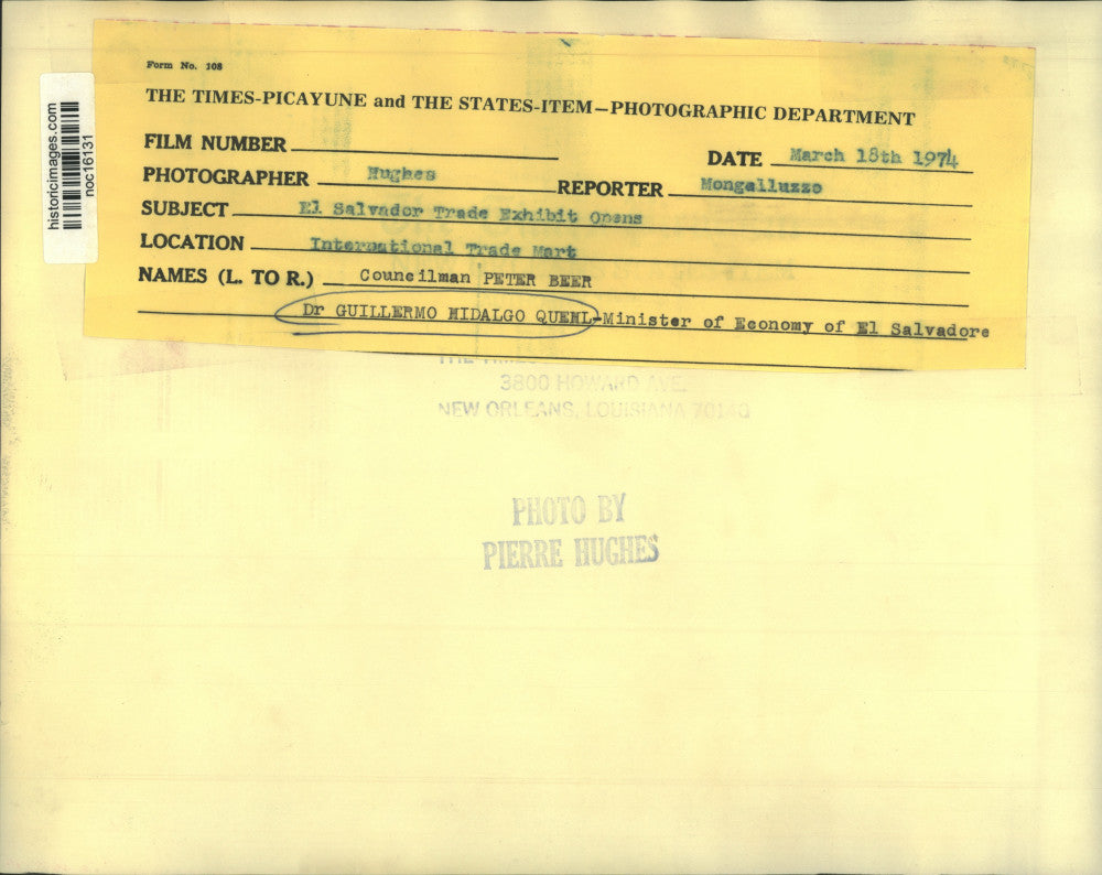 1974 Press Photo El Salvador Trade Exhibit - Guillermo Quehl and Peter Beer