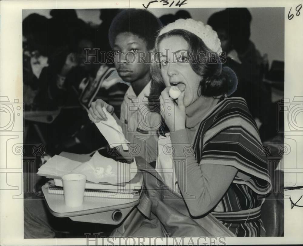 1978 Press Photo New Orleans Library-Kenneth Brown and Jean Cupples at Event- Historic Images