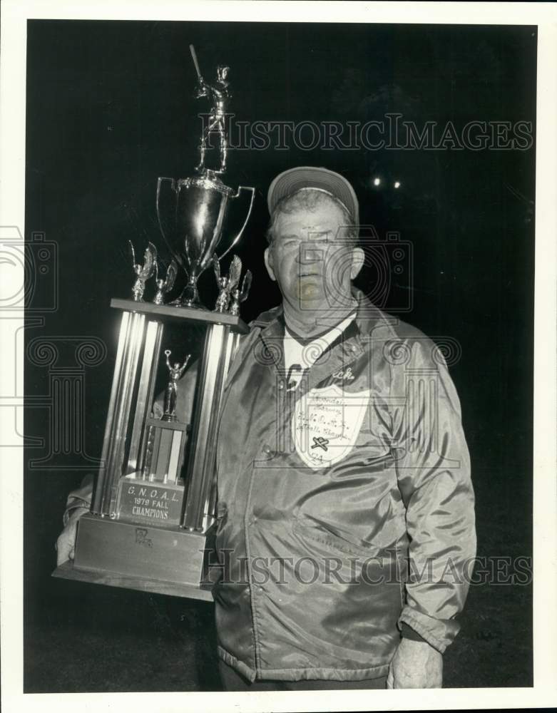 1979 Press Photo Softball - F.S. Picolo, Manager Avondale Harvey Men&#39;s Team- Historic Images