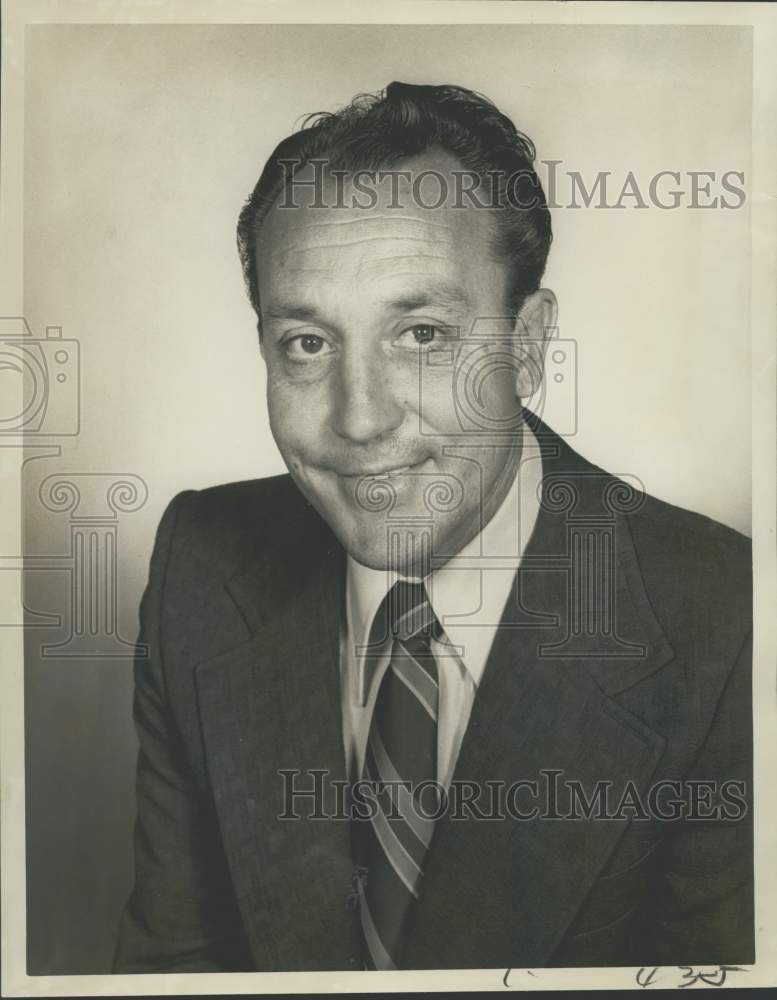 1975 Press Photo Nick Revon of East Jefferson, DIstrict 9-AAAA Coach of the Year- Historic Images