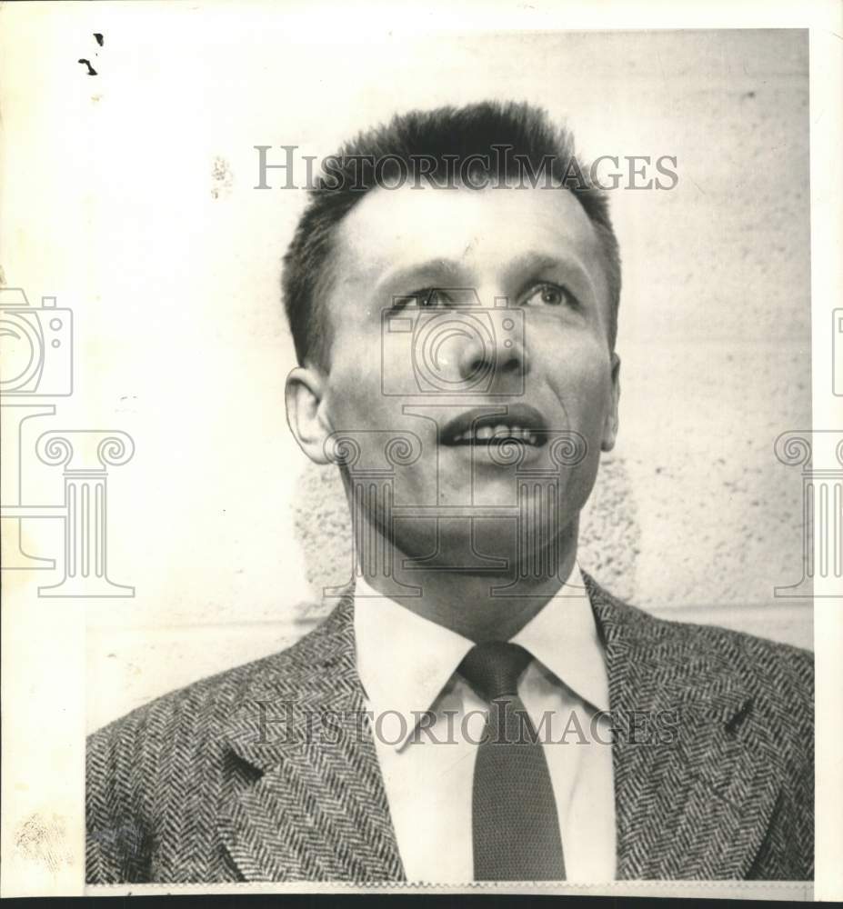 1957 Press Photo Former Yugoslavian Julian Pozenel faces deportation and death
