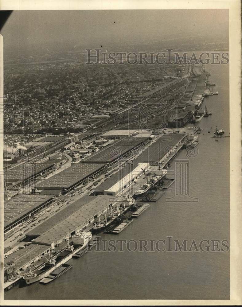 1969 Press Photo Port of New Orleans, Louisiana, general aerial view - noc21919