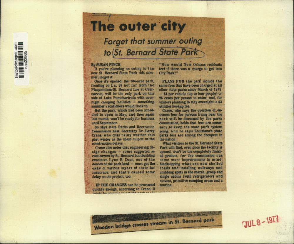 1977 Press Photo Wooden bridge crosses stream in St. Bernard State Park.