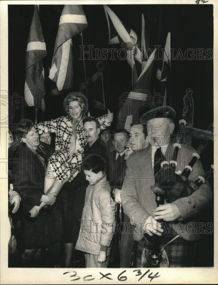 1968 Press Photo Mrs. Winifred Ewing, member of Parliament with revelers