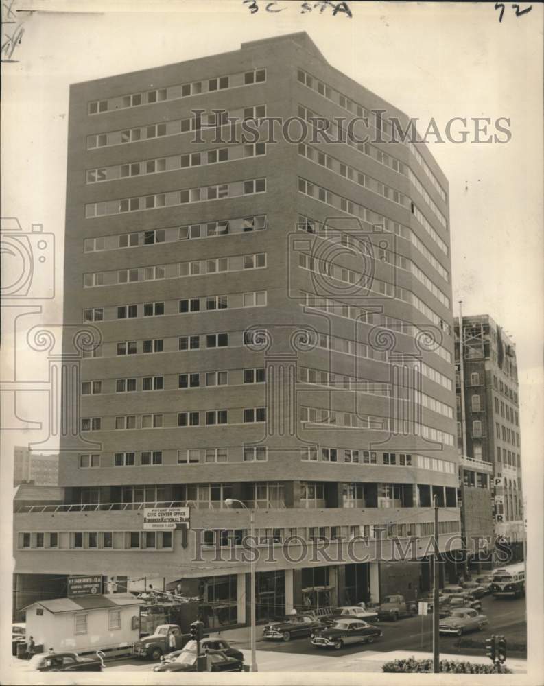 1957 Press Photo New Saratoga Building Facing Civic Center in New Orleans