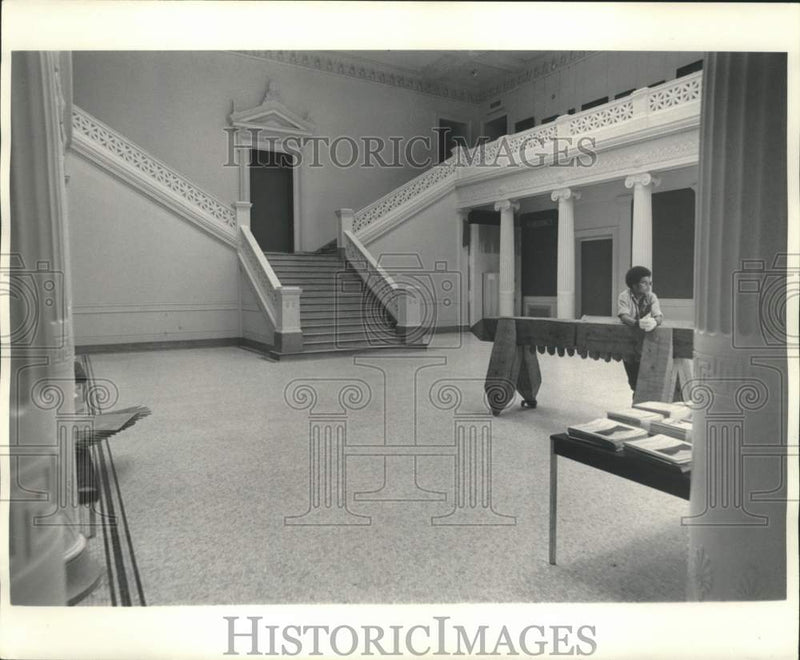 Load image into Gallery viewer, 1977 Press Photo Interior view of New Orleans Museum of Art - noc25254
