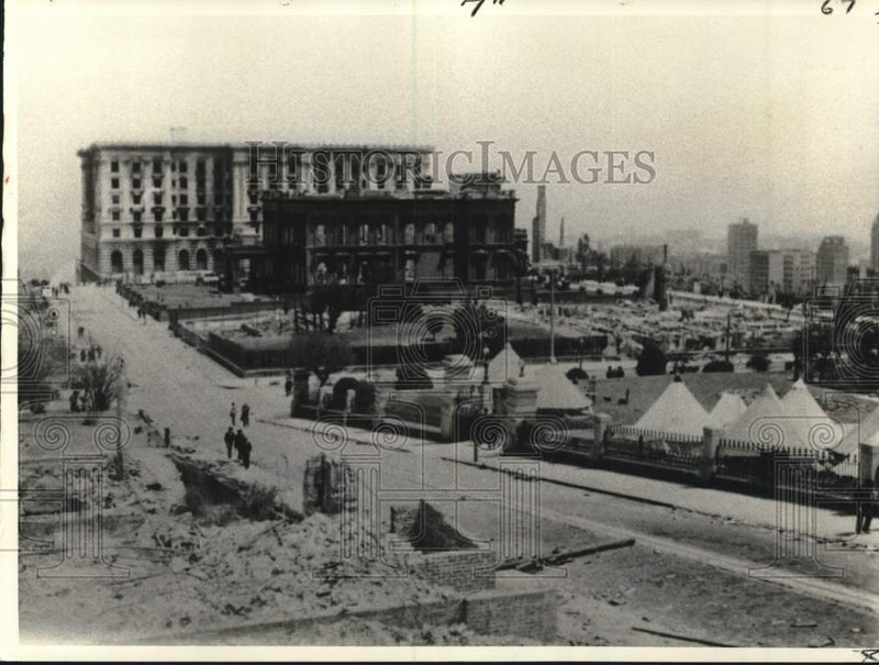 Load image into Gallery viewer, 1906 Press Photo Sacramento Street After Earthquake, San Francisco - noc25407
