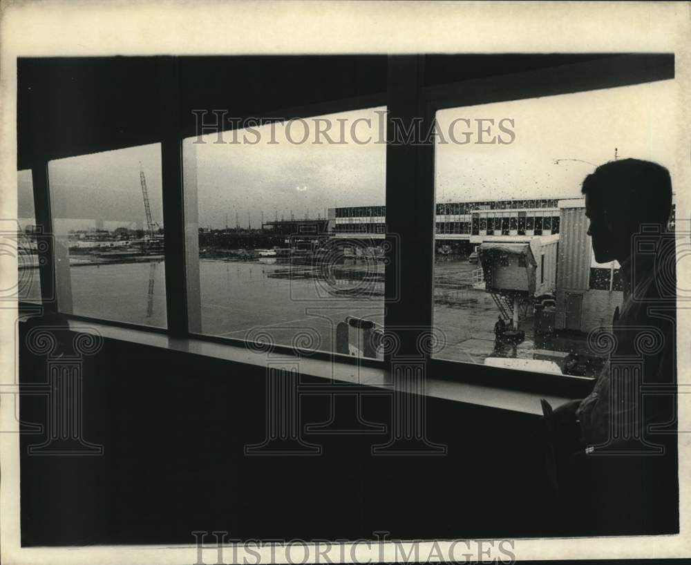 1973 Press Photo View from inside New Orleans International Airport - noc26495- Historic Images