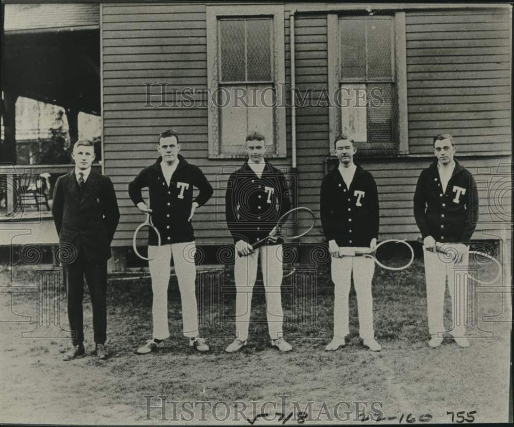 1976 Press Photo Members of Tulane&#39;s Tennis Team at New Orleans Tennis Club- Historic Images