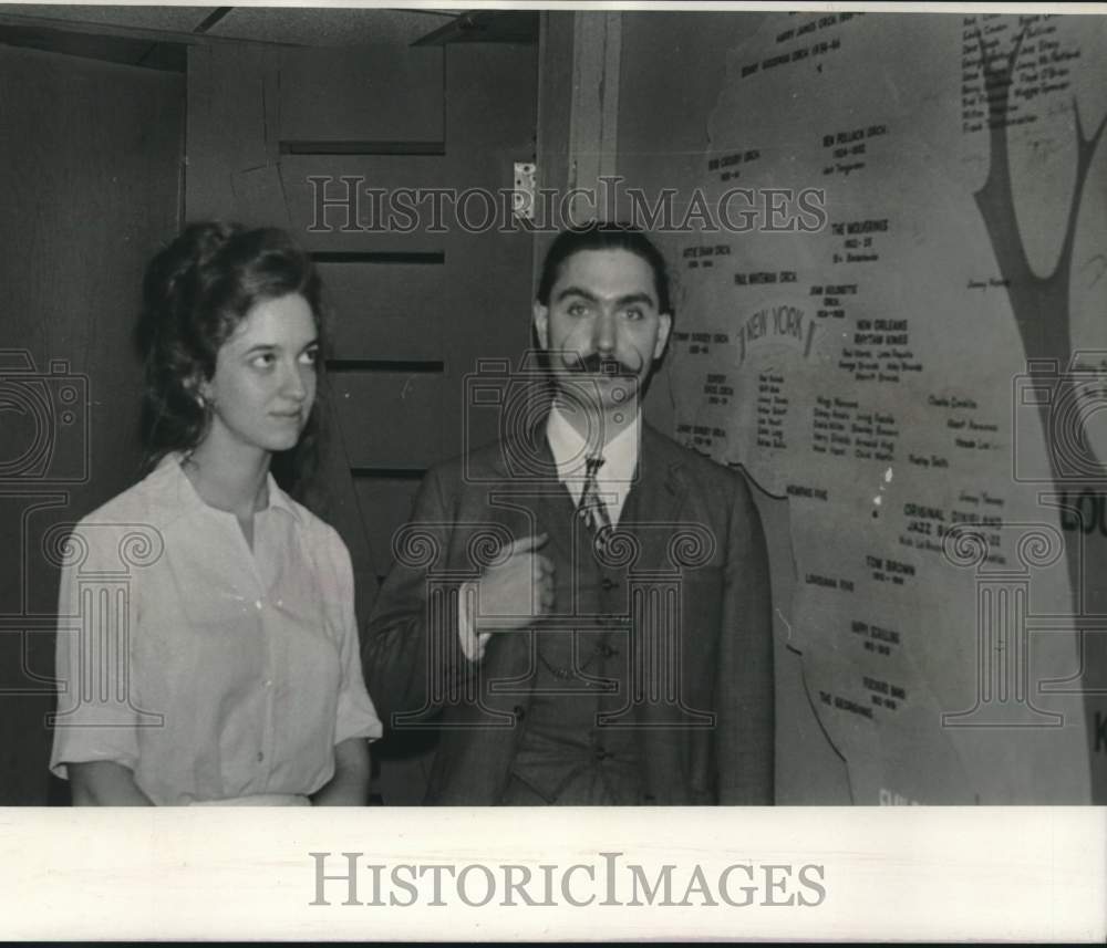 1972 Press Photo Chris Moe, staff of the New Orleans Jazz Museum - noc26664