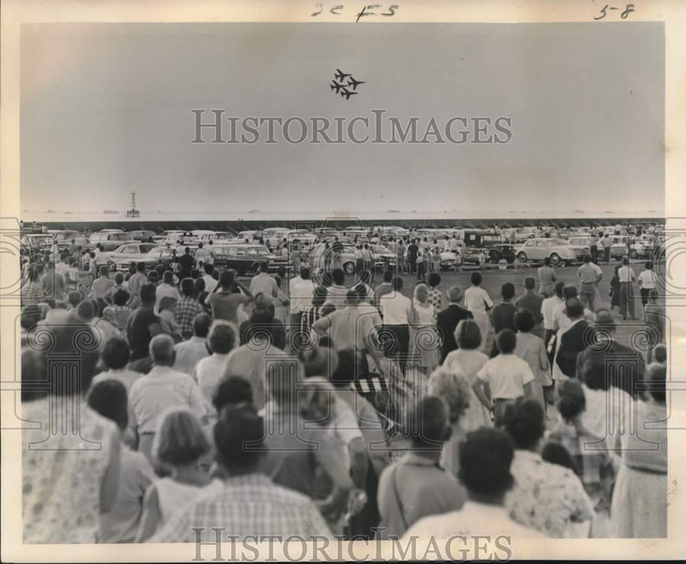 1962 Press Photo New Orleans Airport ceremony with Blue Angels performing- Historic Images