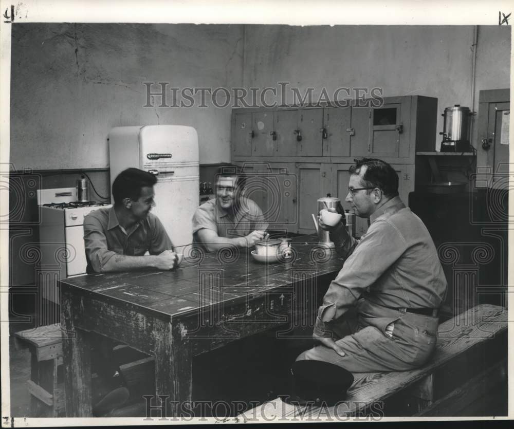 1959 Press Photo Not-so-modern kitchen in old Girod Street fire station