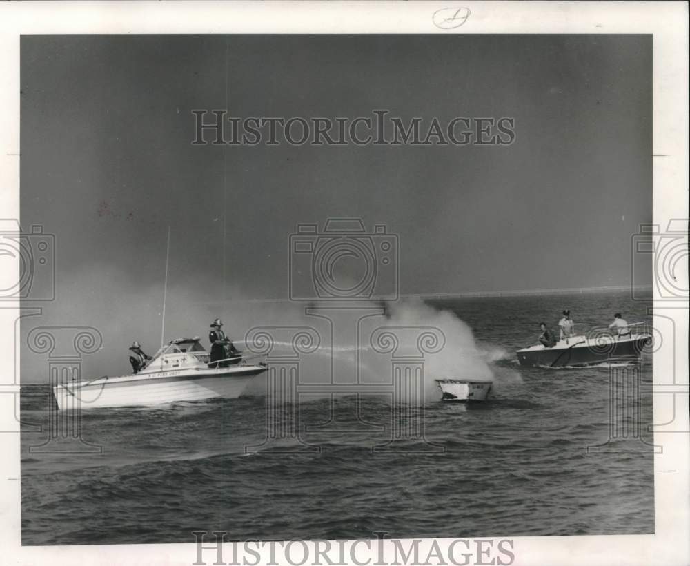 1969 Press Photo Mary Sandra is unofficially New Orleans Fire Department&#39;s boat
