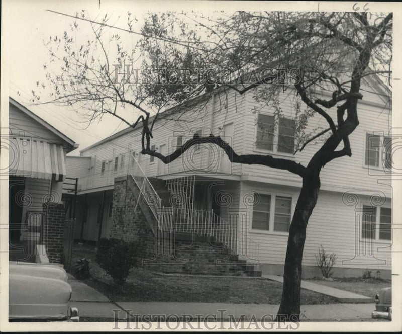 Load image into Gallery viewer, 1957 Press Photo Residence at 2612-14 Soniat LaNasa - noc27085
