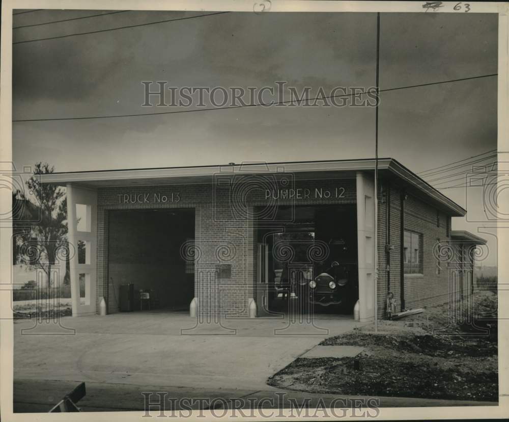 1949 Press Photo Dedication of fire station at Franklin and Mendez - noc27335