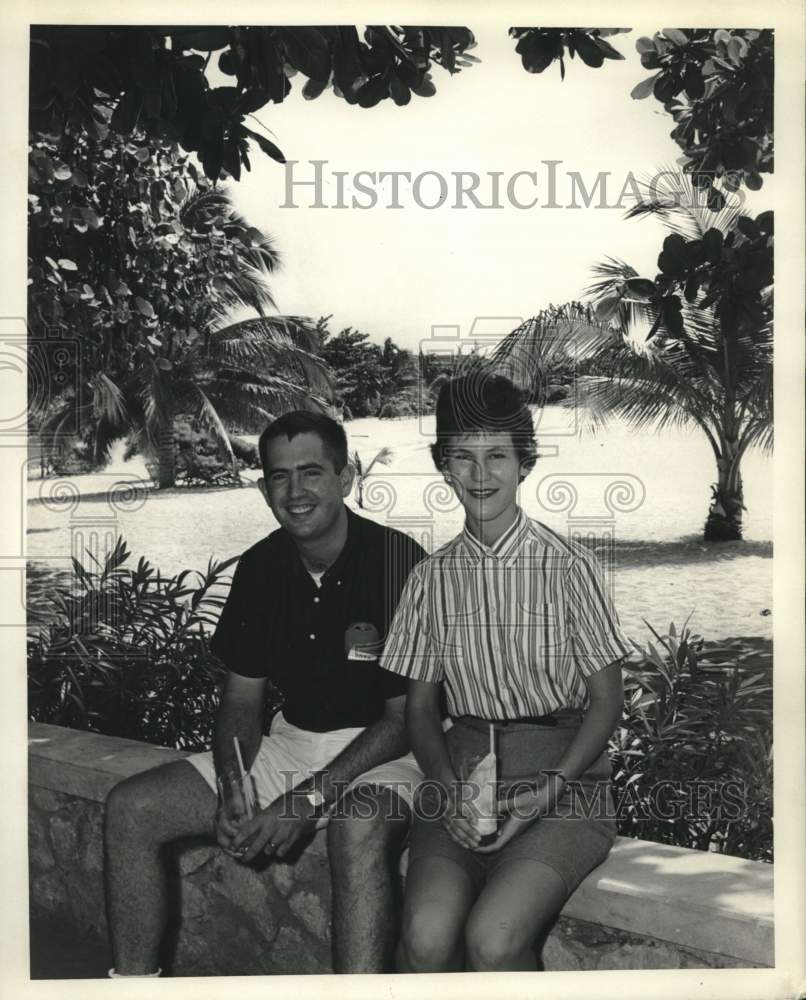 1959 Press Photo Mr. and Mr. Kent Russell, New Orleans residents in Montego Bay