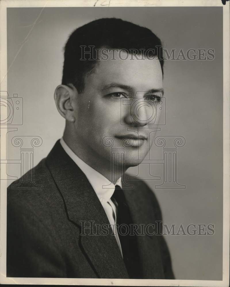 1958 Press Photo Bernard Russell, chief of U.S. Children&#39;s Bureau training