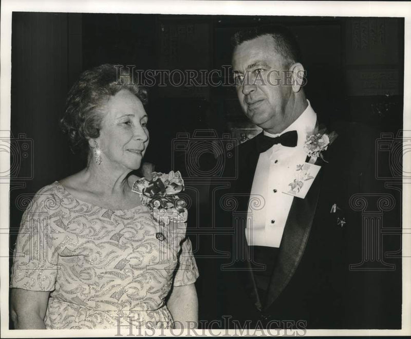 Load image into Gallery viewer, 1967 Press Photo Mrs. Gladys Funchess and Mr. Ellis P. Rushing attend an event
