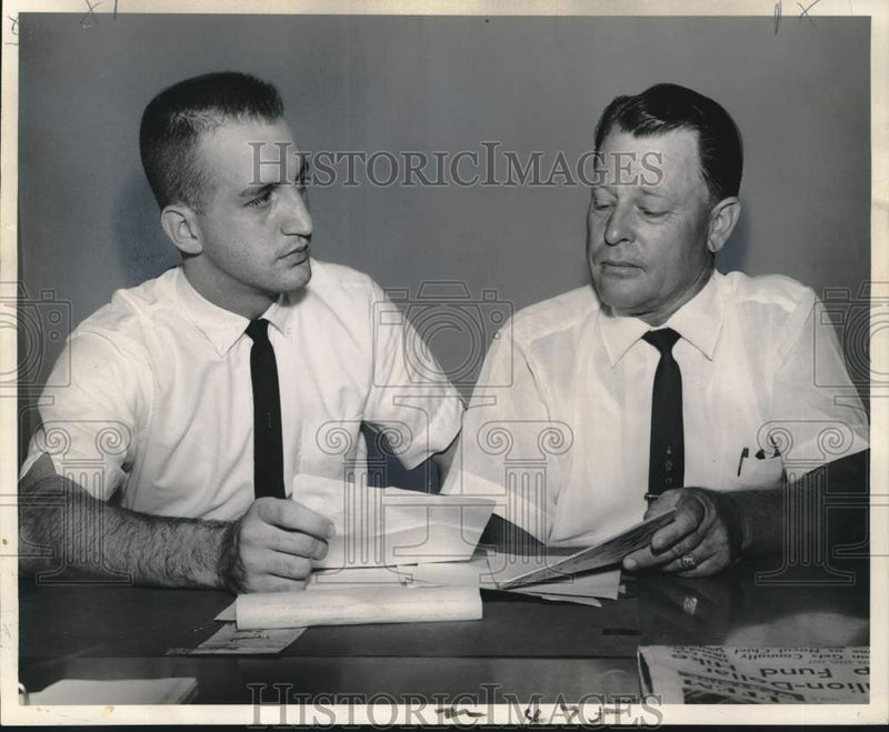 Load image into Gallery viewer, 1961 Press Photo DIrectors of Gretna Recreation &amp; Instruction Department working
