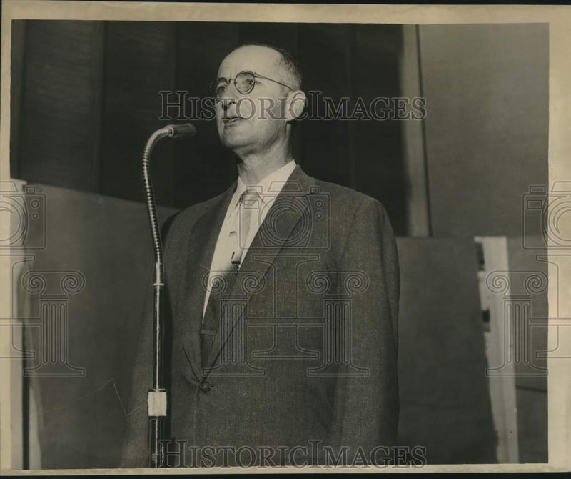 Load image into Gallery viewer, 1959 Press Photo Paul L. Ristriph, Utilities Director - noc28243
