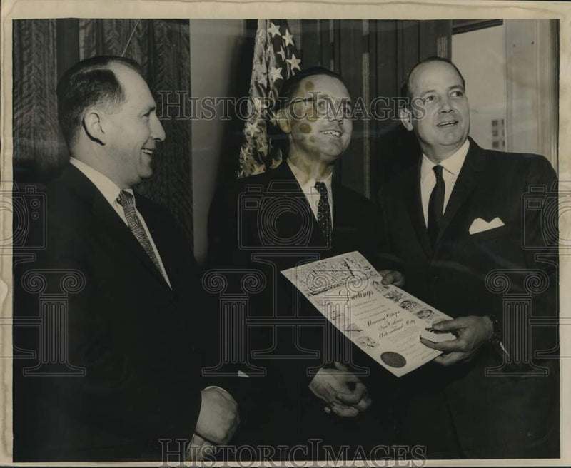 Load image into Gallery viewer, 1960 Press Photo New Orleans Mayor Morrison with Vladamar Salac &amp; Miloslav Rusek
