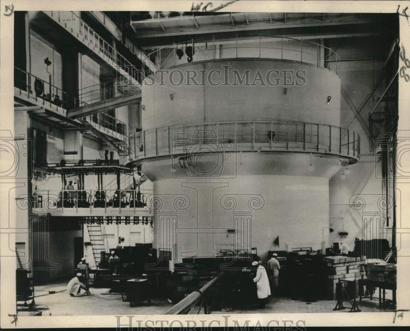 Load image into Gallery viewer, 1960 Press Photo Russian atomic reactor - noc28618

